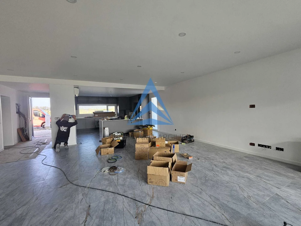 Moradia T4 para Venda em Tornada e Salir do Porto Foto 20
