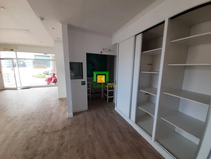 Loja para Venda em Funchal (Se) Foto 6