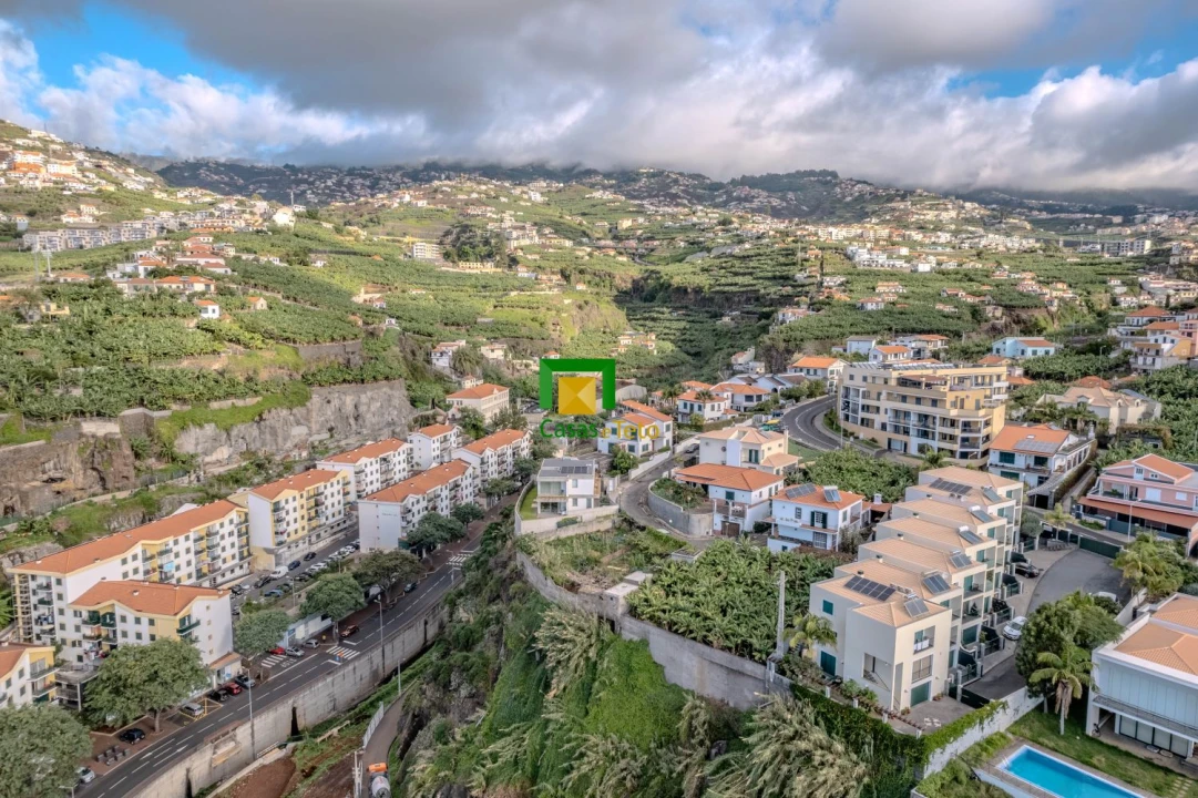 Moradia T3 para Venda em Camara de Lobos Foto 44