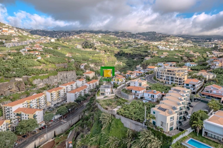Moradia T3 para Venda em Camara de Lobos Foto 44