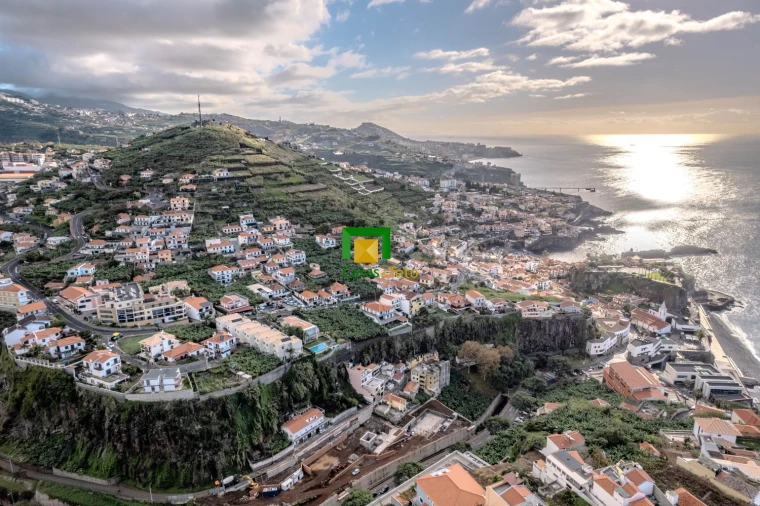 Moradia T3 para Venda em Camara de Lobos Foto 46