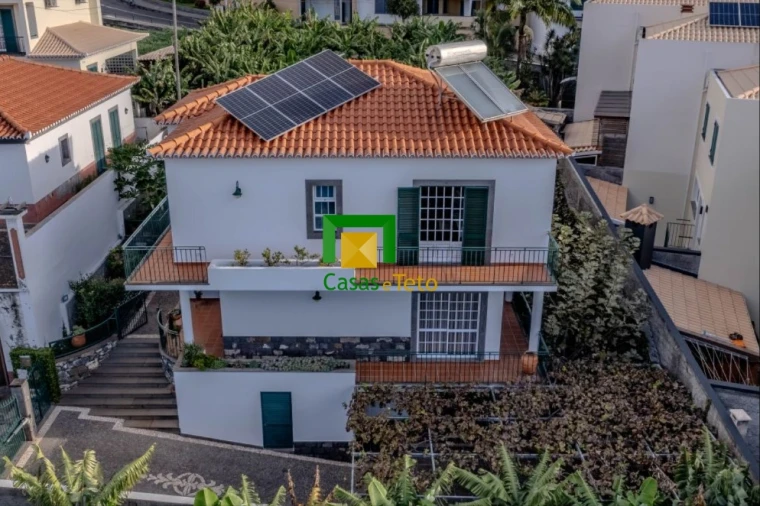 Moradia T3 para Venda em Camara de Lobos Foto 6