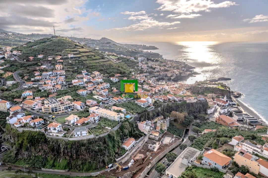 Moradia T3 para Venda em Camara de Lobos Foto 45
