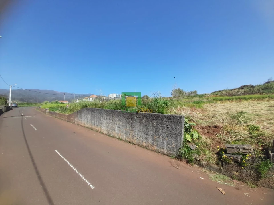 Terreno para Venda em Fajã da Ovelha Foto 11