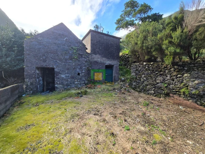 Terreno para Venda em Seixal Foto 1