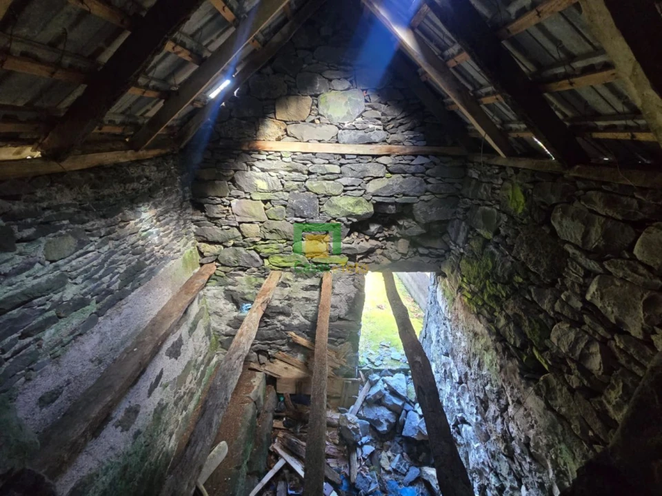 Terreno para Venda em Seixal Foto 2