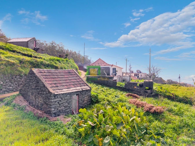 Loja para Venda em Arco da Calheta Foto 9