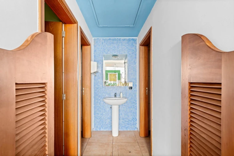 Loja para Venda em Caniço Foto 5