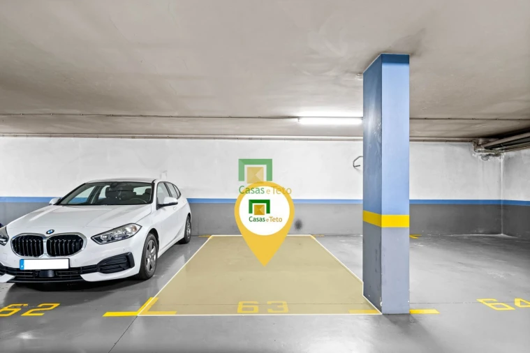 Loja para Venda em Caniço Foto 13