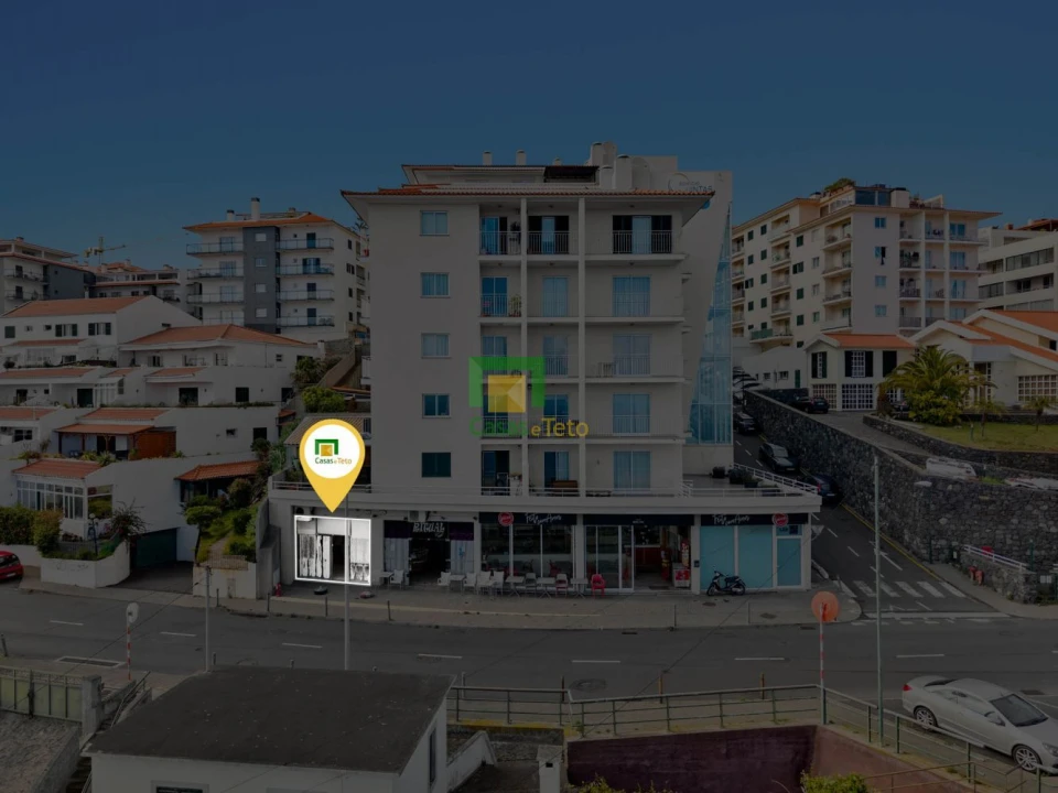 Loja para Venda em Caniço Foto 14