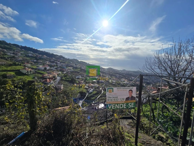 Terreno para Venda em Estreito de Camara de Lobos Foto 1