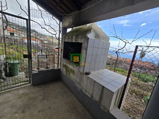 Moradia T4 para Venda em Estreito de Camara de Lobos Foto 20