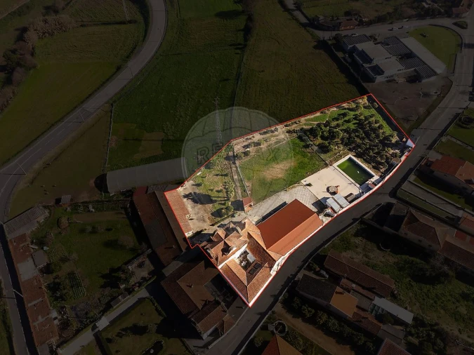 Moradia T11 para Venda em Avanca Foto 38