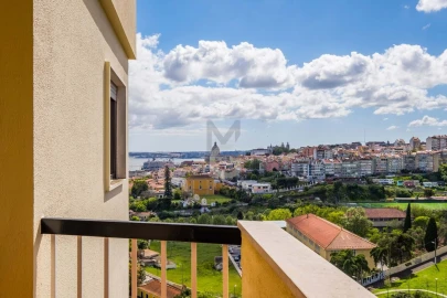 Apartamento T3 para Venda em Penha de França
