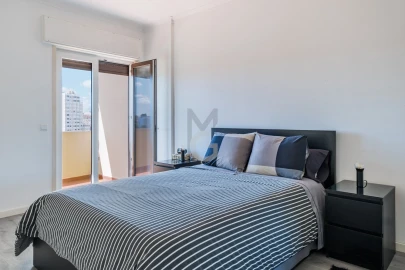 Apartamento T3 para Venda em Penha de França