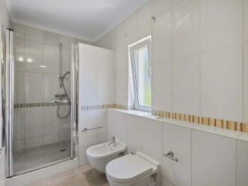 Moradia T3 para Venda em Estômbar e Parchal