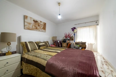 Apartamento T3 para Venda em Marvila, Ribeira Santarém, São Salvador, São Nicolau