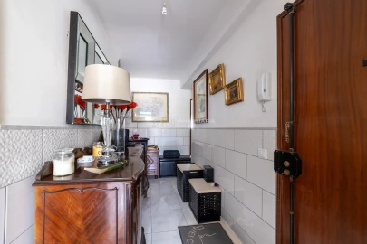 Apartamento T3 para Venda em Marvila, Ribeira Santarém, São Salvador, São Nicolau