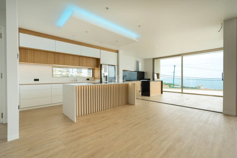 Moradia T3 para Venda em Estreito da Calheta Foto 7