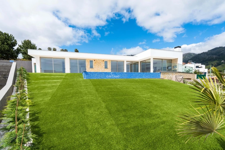 Moradia T3 para Venda em Estreito da Calheta Foto 21