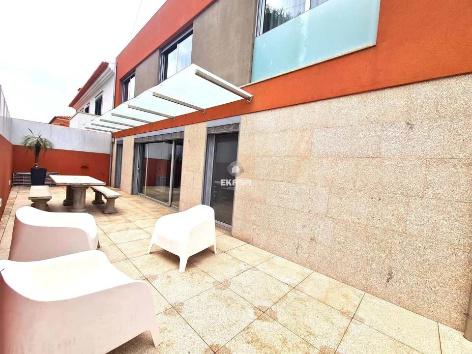 Moradia T4 para Venda em Lourosa Foto 43