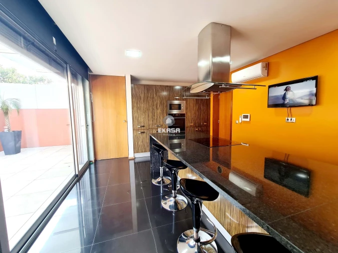 Moradia T4 para Venda em Lourosa Foto 15