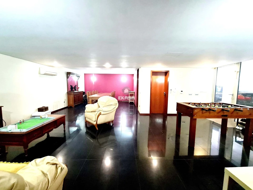 Moradia T4 para Venda em Lourosa Foto 36