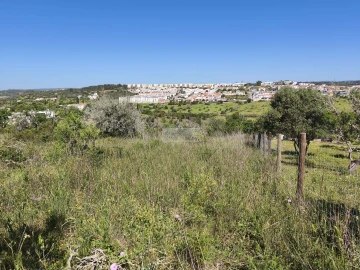 Terreno para Venda em Lagos (São Sebastião e Santa Maria)