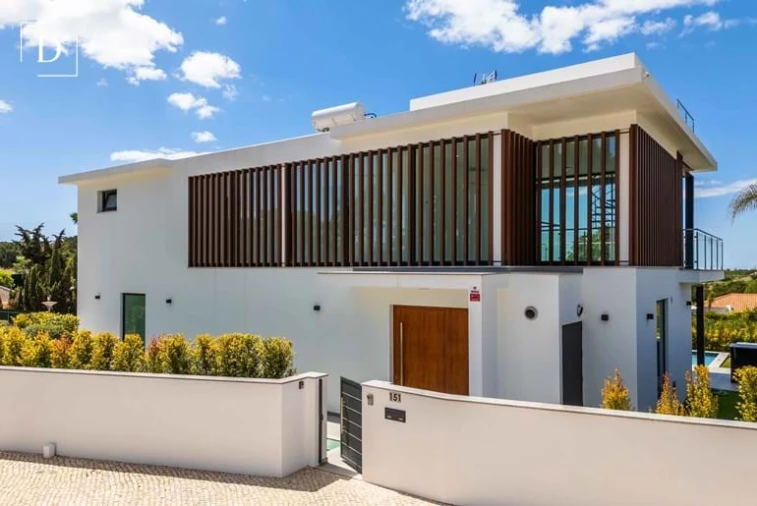 Moradia T4 para Venda em Albufeira e Olhos de Água Foto 5