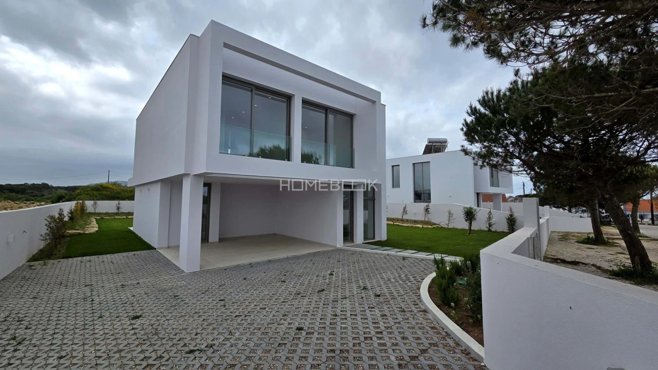 Moradia T3 para Venda em Agualva e Mira-Sintra Foto 4