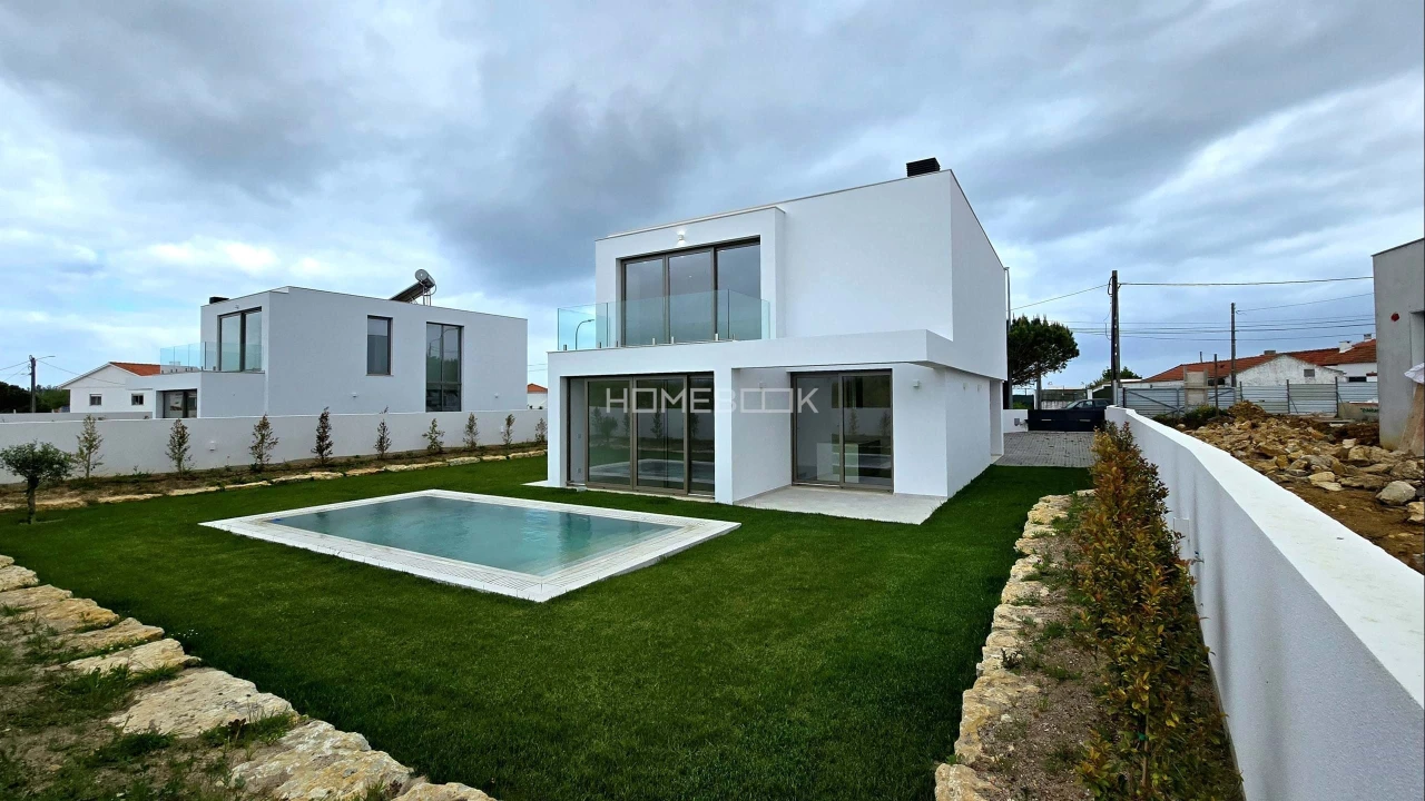 Moradia T3 para Venda em Agualva e Mira-Sintra Foto 1