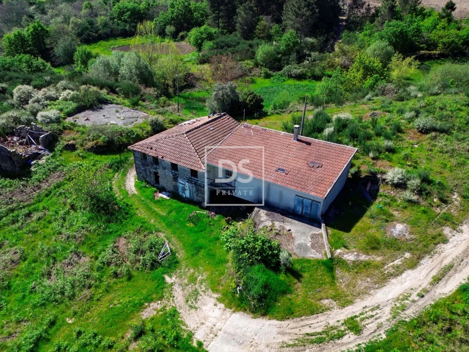 Quinta T3 para Venda em Grilo Foto 2