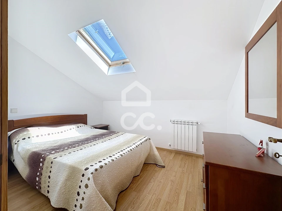 Moradia T4 para Venda em São Miguel de Acha Foto 19