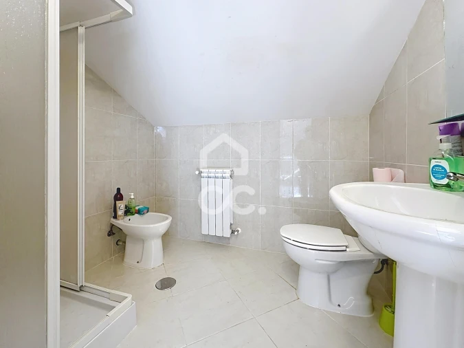 Moradia T4 para Venda em São Miguel de Acha Foto 17