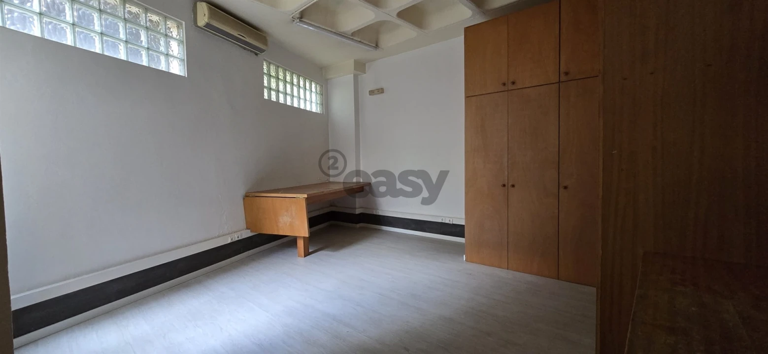 Loja para Arrendamento em Funchal (Se) Foto 5