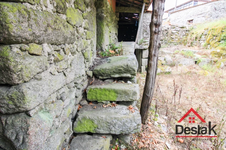 Moradia T0 para Venda em Ribeiradio Foto 20