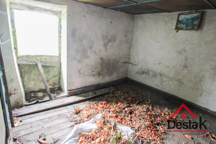 Moradia T0 para Venda em Ribeiradio Foto 22