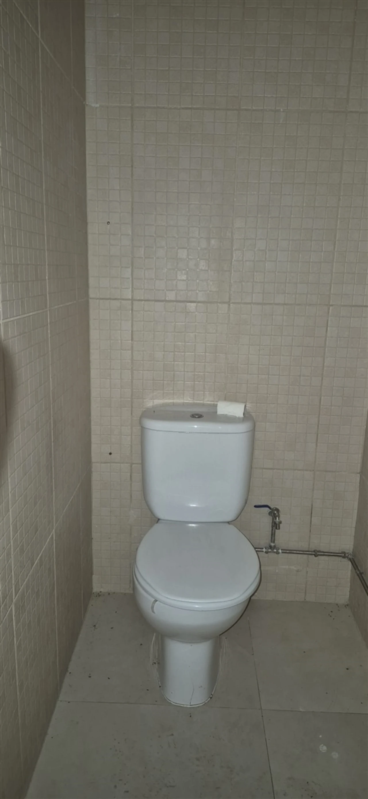 Loja para Arrendamento em Arcozelo Foto 5