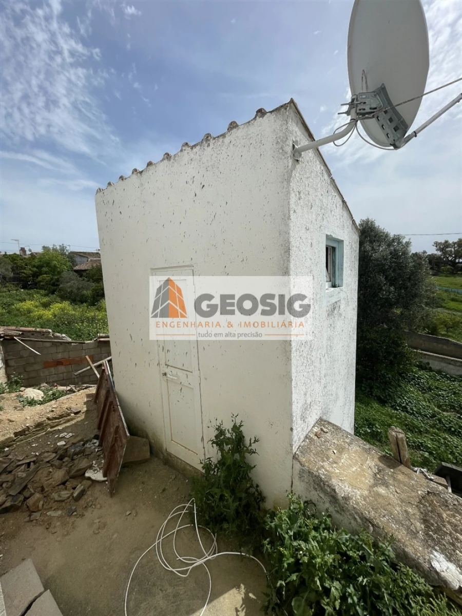 Moradia T2 para Venda em Santa Clara-A-Nova e Gomes Aires Foto 24