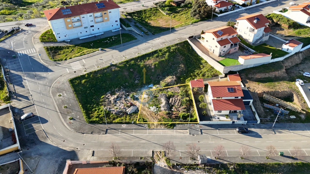 Terreno para Venda em Alfandega da Fe Foto 1