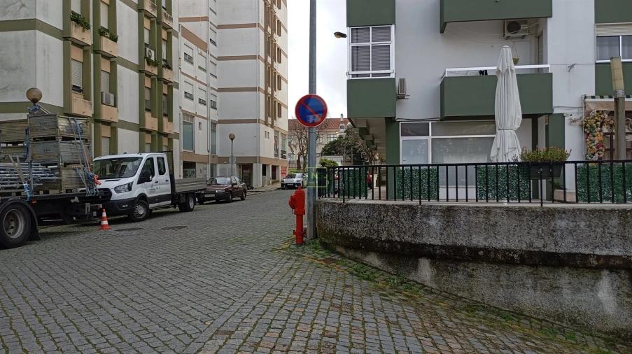 Garagem para Venda em Castelo Branco Foto 8