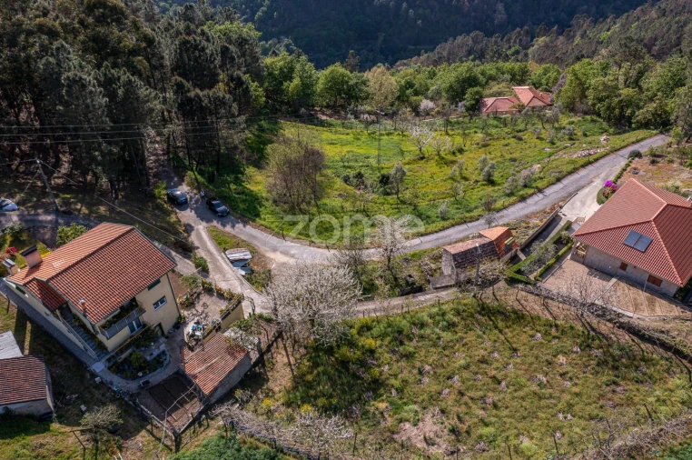 Moradia T1 para Venda em Freigil e Miomães Foto 12