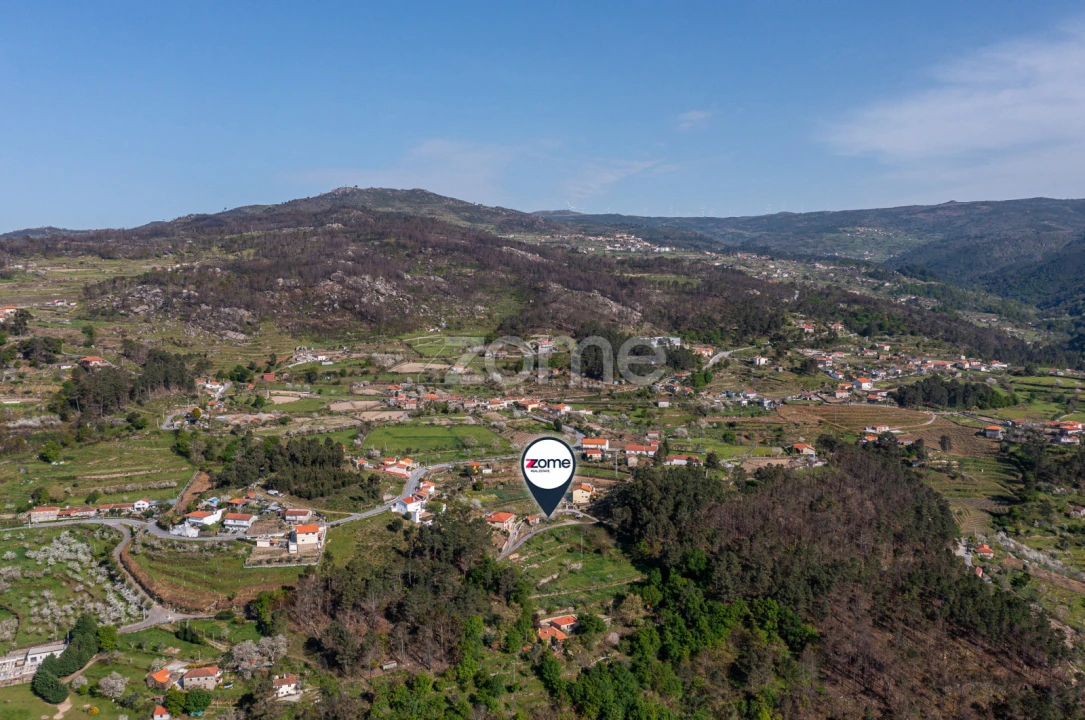 Moradia T1 para Venda em Freigil e Miomães Foto 25