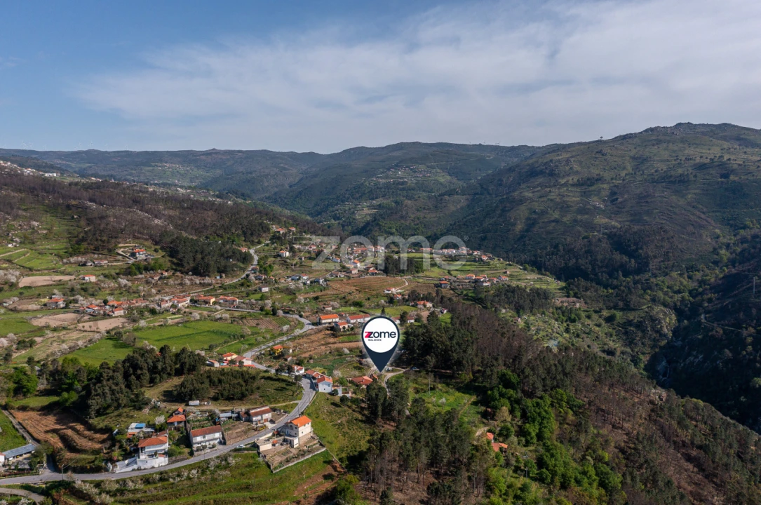 Moradia T1 para Venda em Freigil e Miomães Foto 26