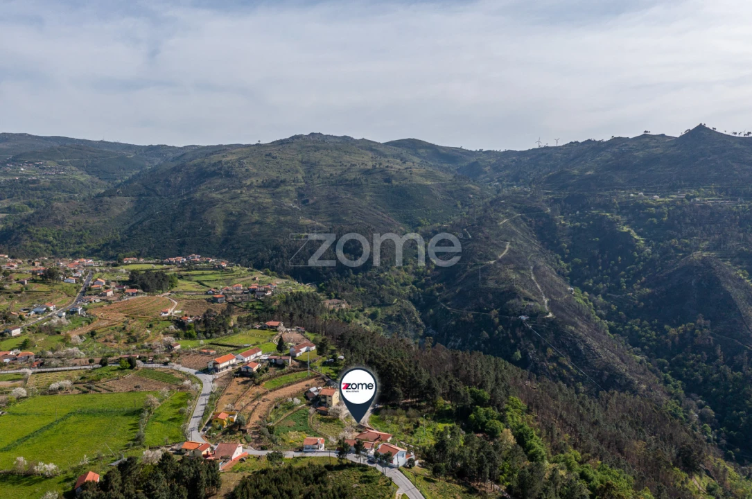 Moradia T1 para Venda em Freigil e Miomães Foto 30