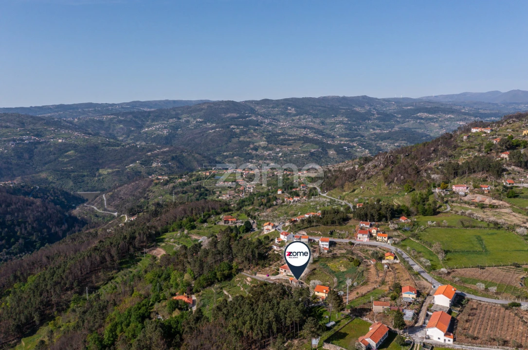 Moradia T1 para Venda em Freigil e Miomães Foto 29