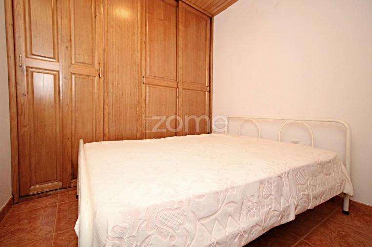 Moradia T2 para Venda em Tourem Foto 13