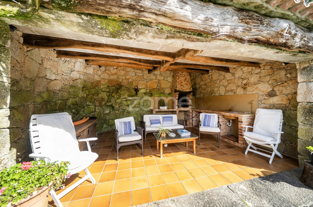 Quinta T6 para Venda em Mentrestido Foto 65