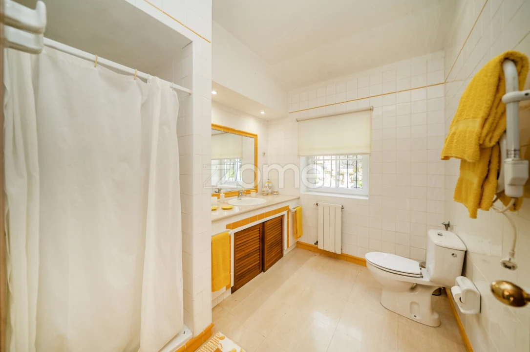 Quinta T6 para Venda em Mentrestido Foto 30