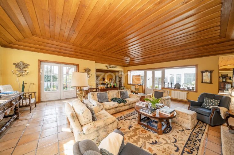 Quinta T6 para Venda em Mentrestido Foto 13